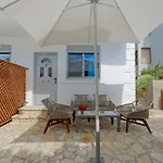 Vendégház Eduard Lagji 3*