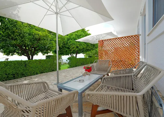 Eduard Lagji Guest house 3*