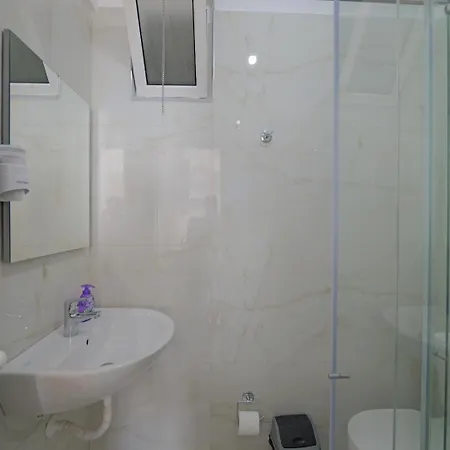 게스트하우스 Eduard Lagji