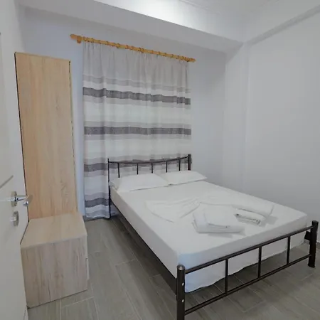 Eduard Lagji Pensjonat 3*