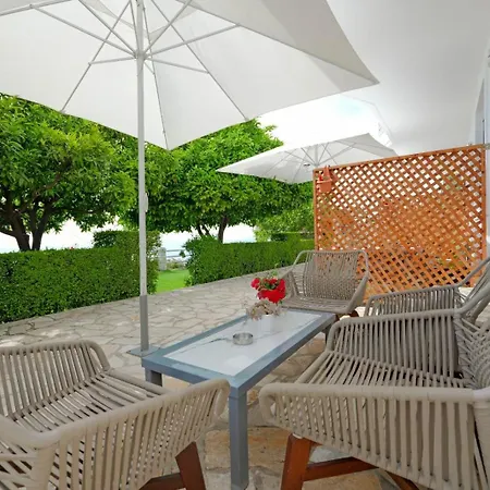 Eduard Lagji 招待所 3*